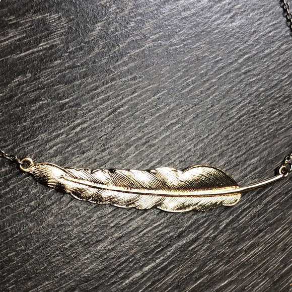 Golden Feather Quill Statement Necklace - Picture 2 of 7